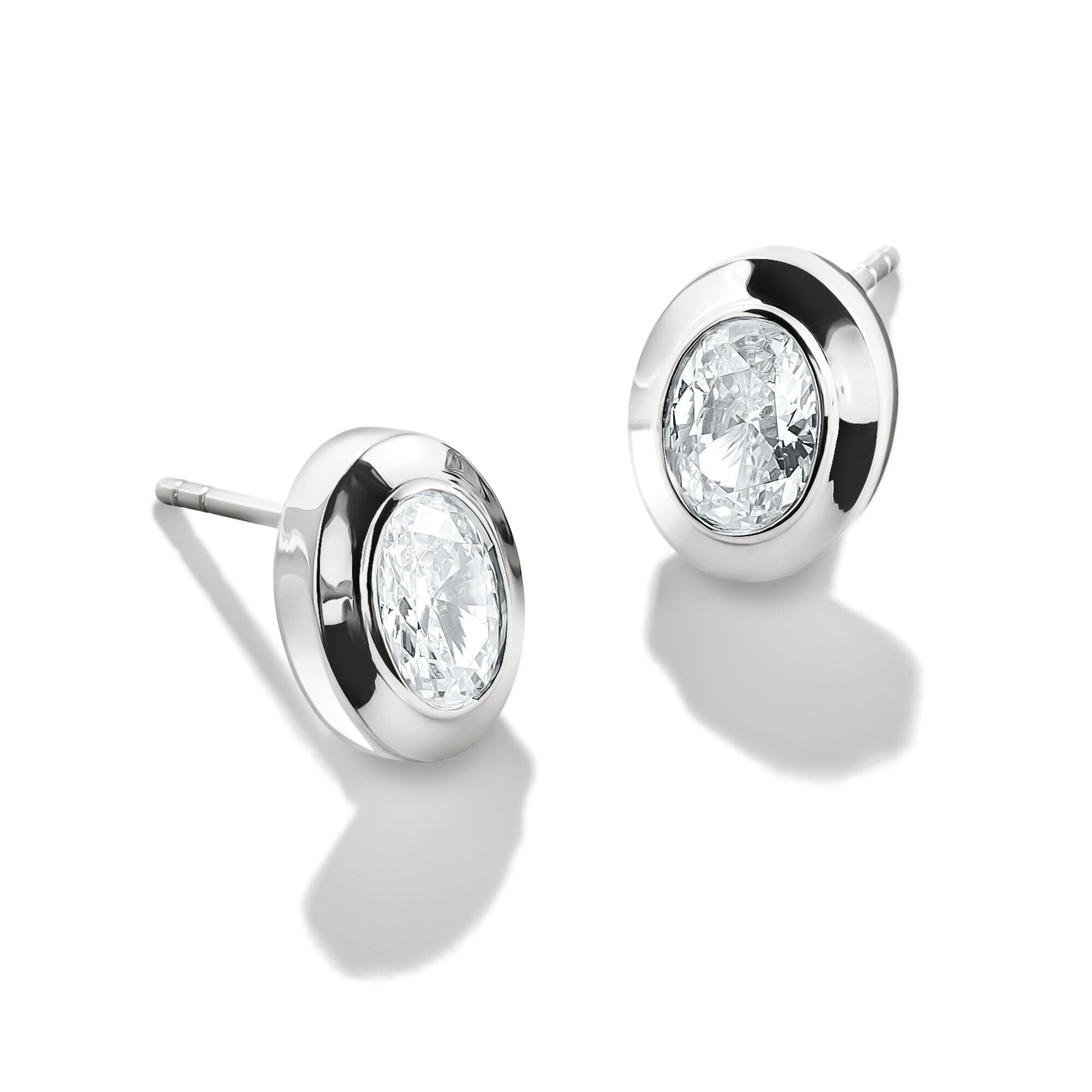 THOMAS SABO Oval Stud Earrings with Zirconia Stones Silver